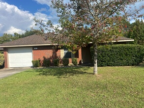 Building Photo - 60 Boreal Ct