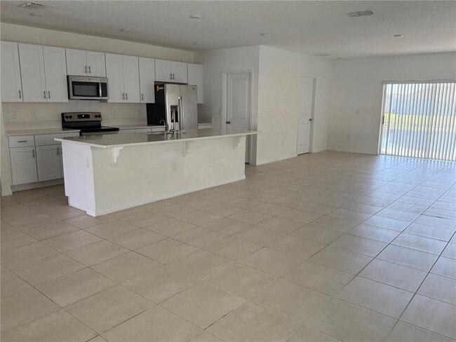 Building Photo - 355 White Heron Wy