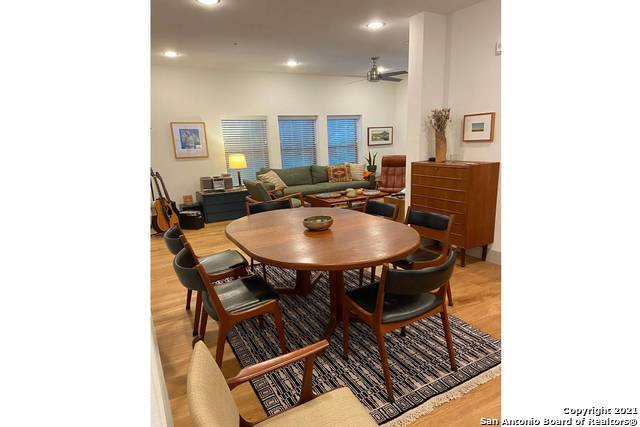 Foto del edificio - 112 Lindell Pl