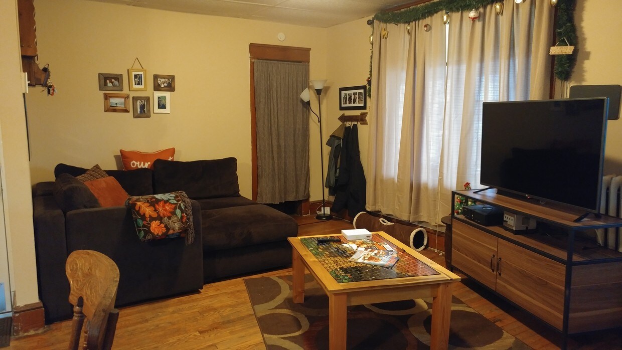 Primary Photo - 2348 16th St
