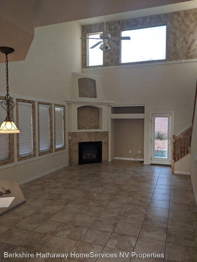 Building Photo - 3 br, 3 bath House - 2231 Red Bud St