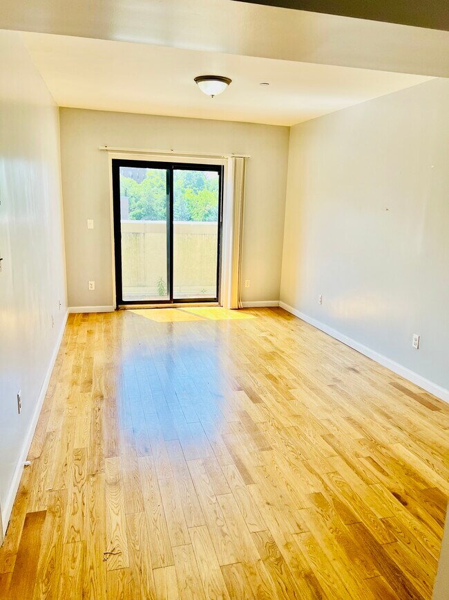 Foto del edificio - 143 Main St