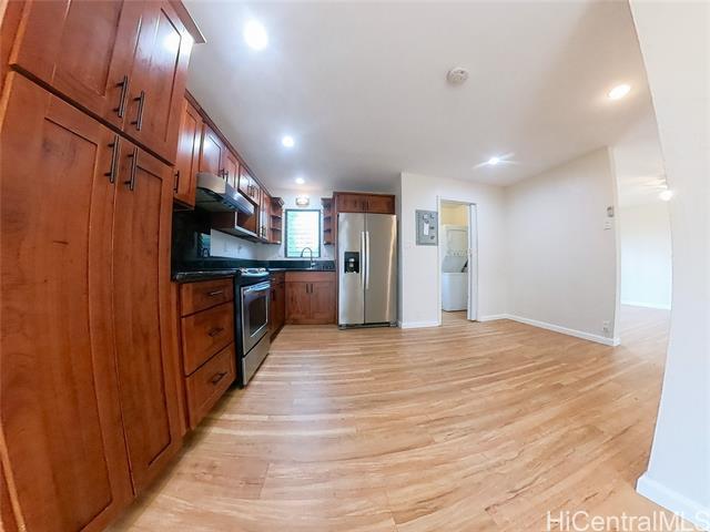 Building Photo - 98-306-306 Kaonohi St