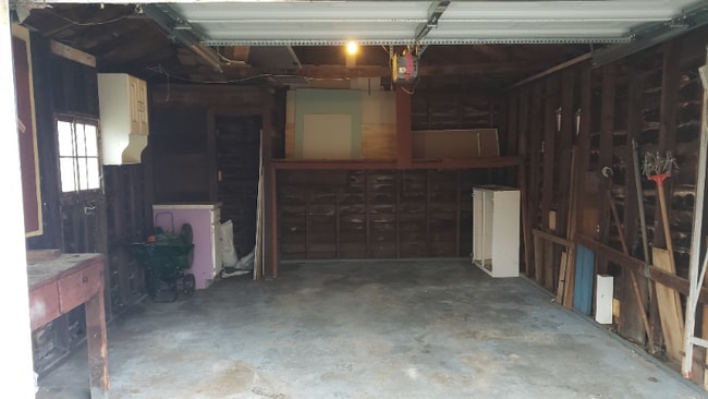 Building Photo - 2125 Dallas Ave