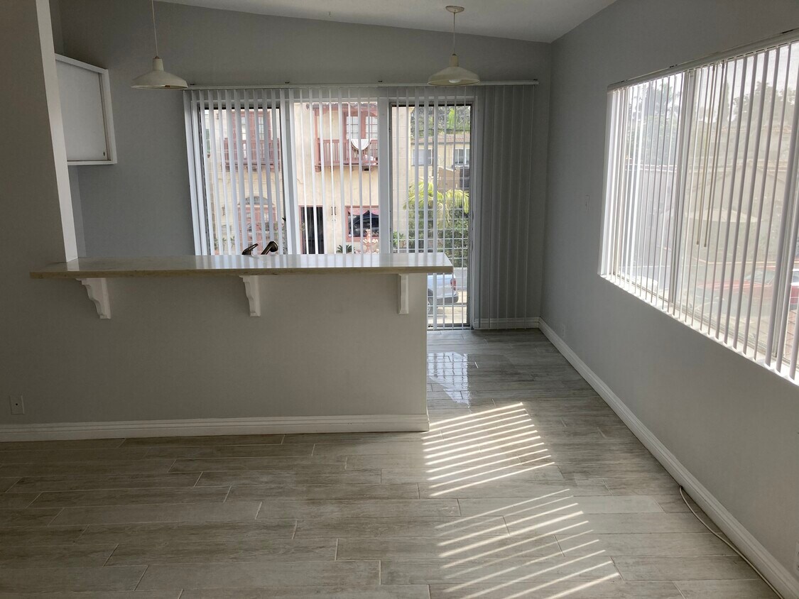 65 La Verne Ave Unit 2, Long Beach, CA 90803 Apartments in Long Beach, CA