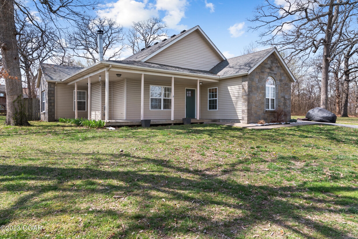 8166 County Loop 202, Joplin, MO 64801 Condo for Rent in Joplin, MO