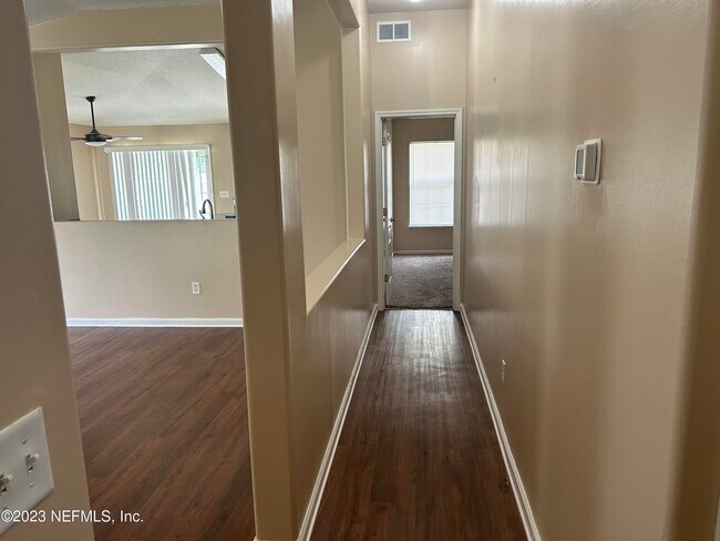 Foto del edificio - 1259 Sunray Ct