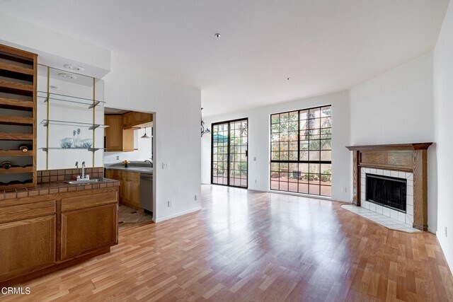 Foto del edificio - 235 S Holliston Ave