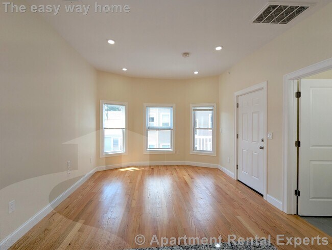 Foto del edificio - 2 Sacramento Pl