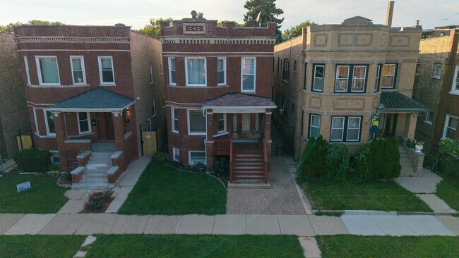 Foto del edificio - 3112 N Davlin Ct