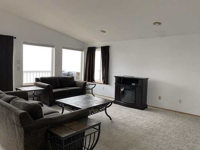 Foto del edificio - 620 Chinook Ave SE