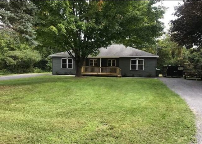Building Photo - 5616 Gardner Rd