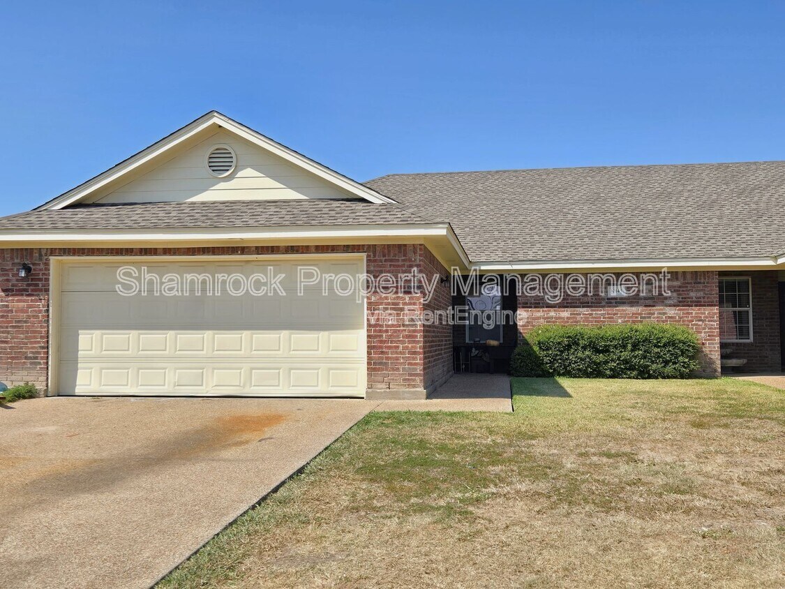 Foto principal - 10145 Orchid Ln