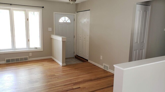 Foto del edificio - 31010 Hiveley St