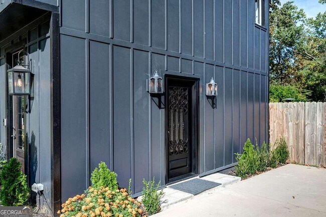 Foto del edificio - 2824 Tupelo St SE