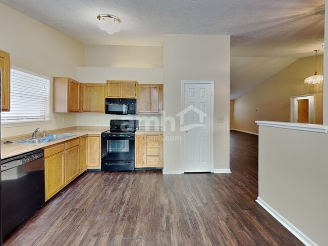 Building Photo - 6813 Marksman Ct