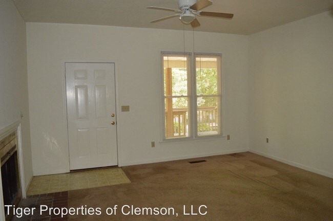 Building Photo - 109 Clemson St