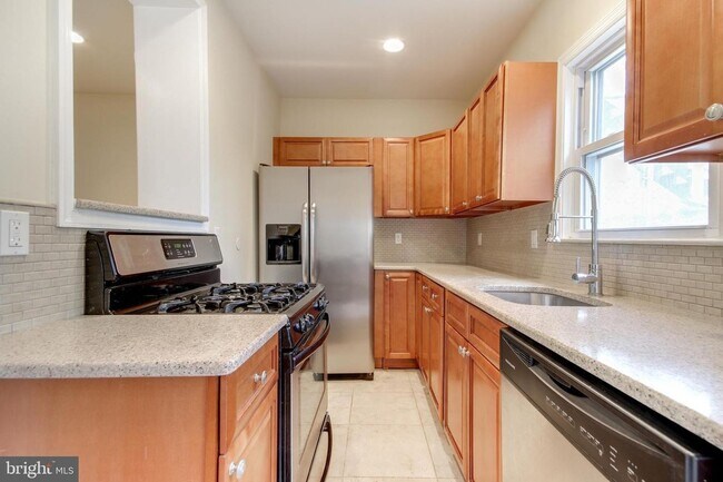 Foto del edificio - Beautiful and spacious 1 bedroom with offi...