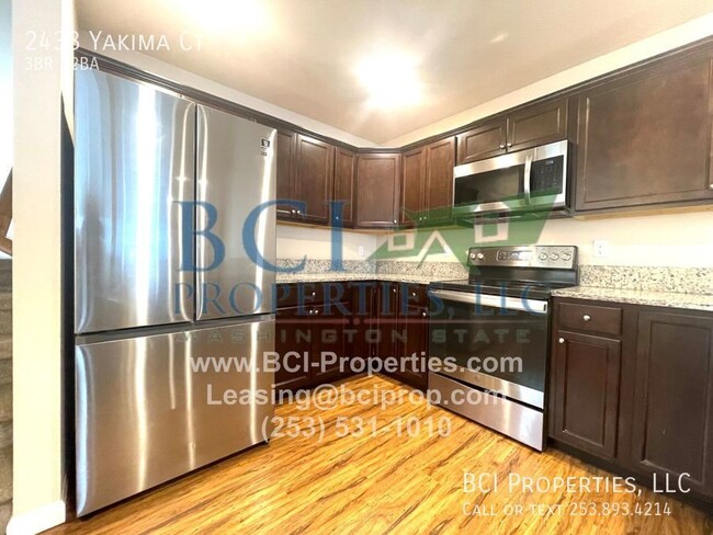 Building Photo - $500 VISA GIFT- Newer BEAUTIFUL 2 Bedroom ...