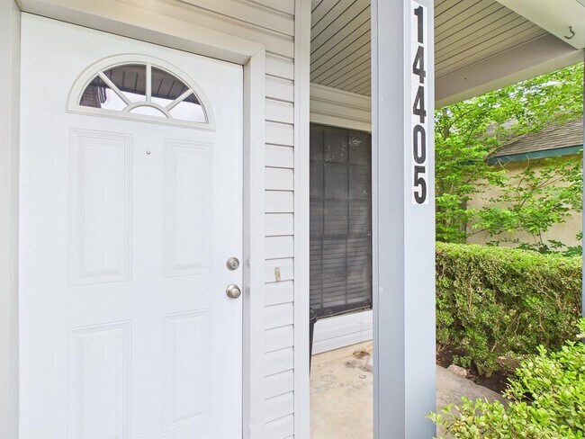 Foto del edificio - 14405 Tiffer Ln