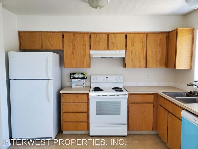 Foto del edificio - 520 NE 128th Ave