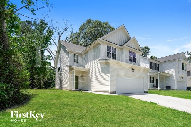 Building Photo - 1818 Yarborough Dr