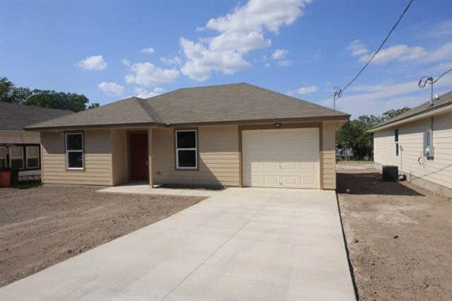 Building Photo - COZY COTTAGE STYLE 3 BEDROOM IN BELTON!