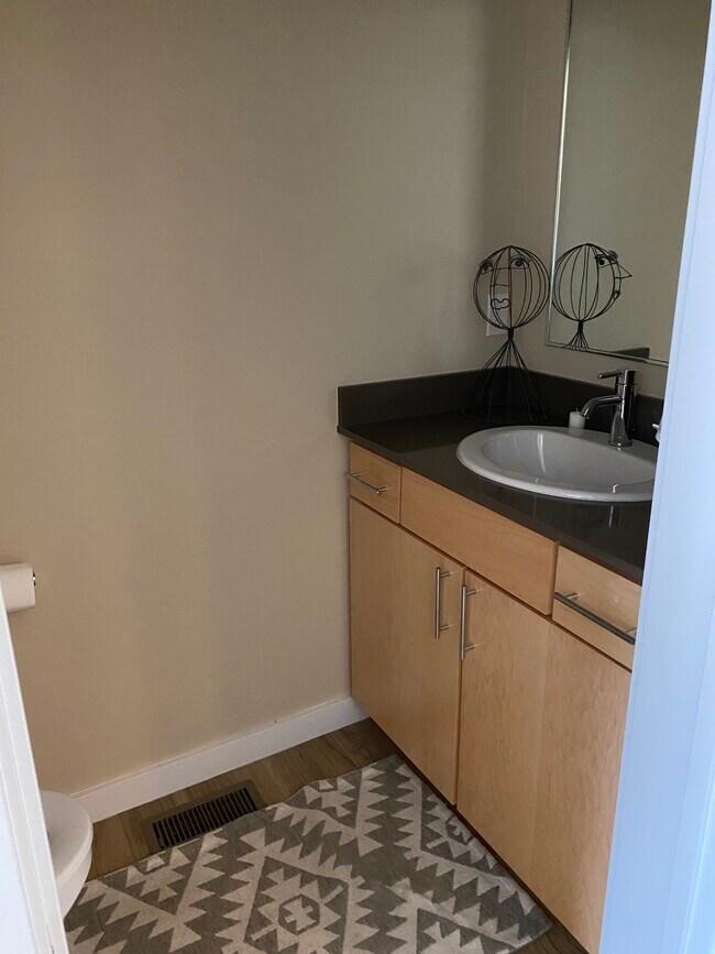 Downstairs Bathroom - 410 Enterprise Blvd