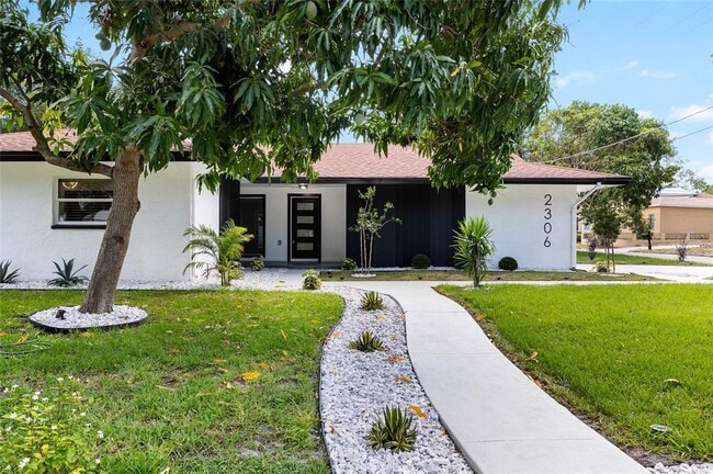 Foto del edificio - 2306 S San Jose Cir
