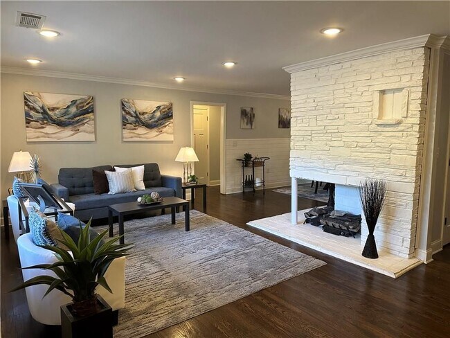 Foto del edificio - 1188 Chatham Ave SW