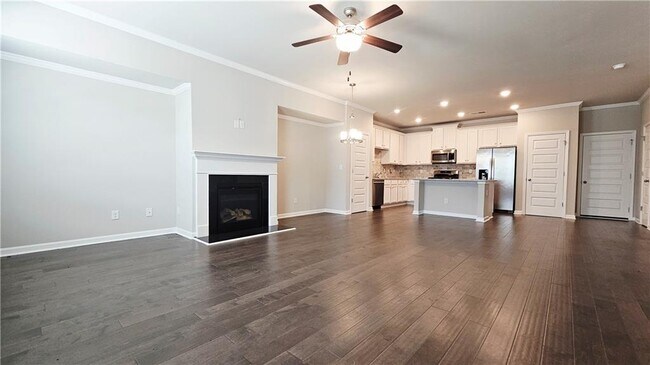 Foto del edificio - 4414 Sunny Oak Ln