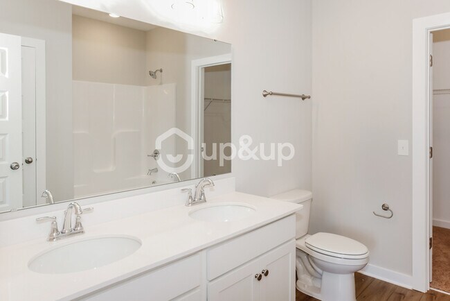 Foto del edificio - Fantastic 4bd/2ba home! Coming soon!