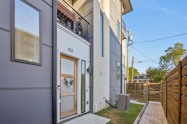 Foto del edificio - 145 N Henderson Ave