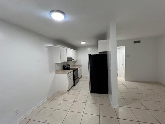 Foto del edificio - 1200 S Broadway Lantana, FL 33462