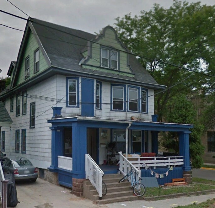 Primary Photo - 501 E Gorham St