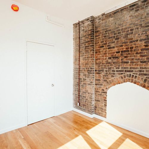 Building Photo - 618 Bushwick Ave