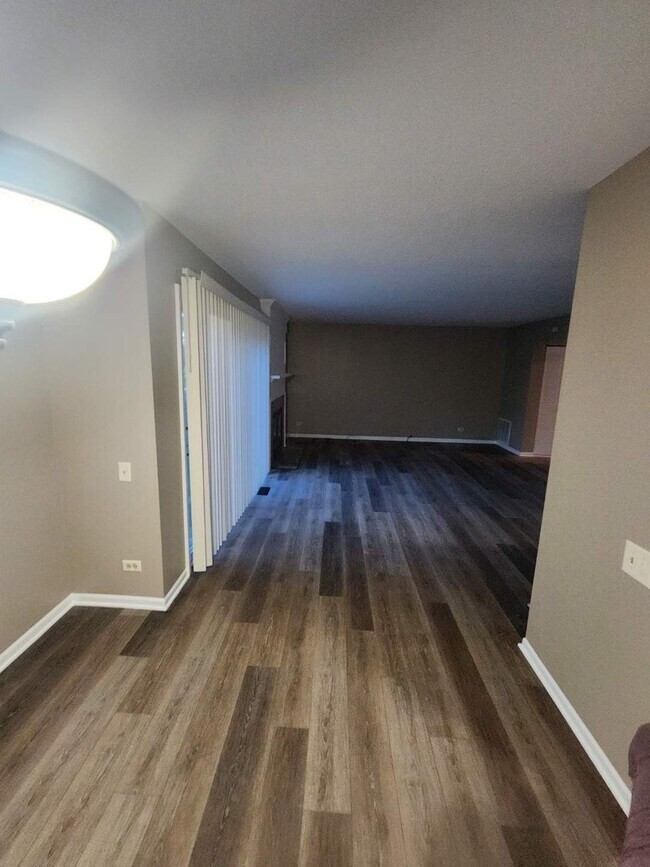 Foto del edificio - 1483 W Sapphire Dr