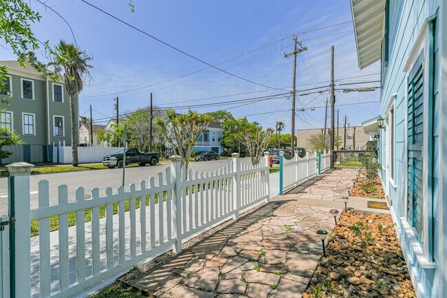 Foto del edificio - 818 11th St