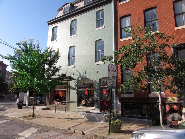 Read St View - 847 Park Ave