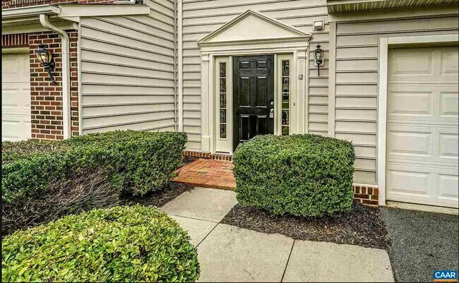 Building Photo - 12 Butterfield Ct