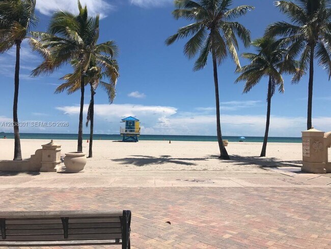 Foto del edificio - 320 S Surf Rd