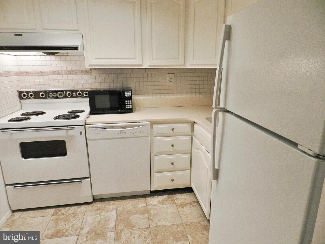 Foto principal - 2120 N St NW