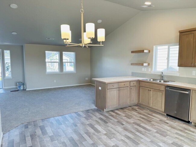 Building Photo - 11186 Nora Dr