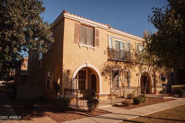 Building Photo - 2754 S Sulley Dr
