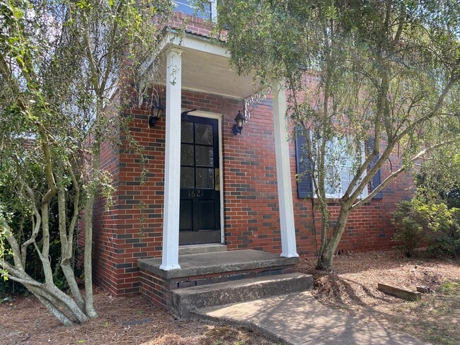 Exterior - 1621 Oxmoor Rd