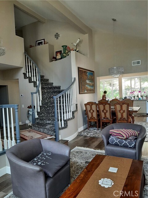 Foto del edificio - 16543 Murphy Rd