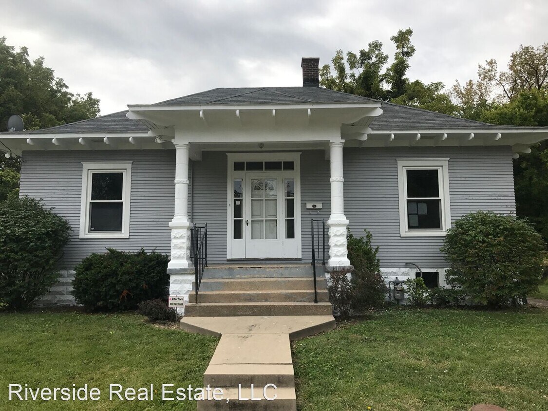 Primary Photo - 3 br, 1 bath House - 48 N. 98th St.