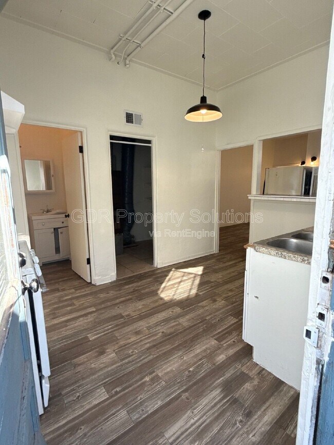 Foto del edificio - 3209 Burton Ave SE