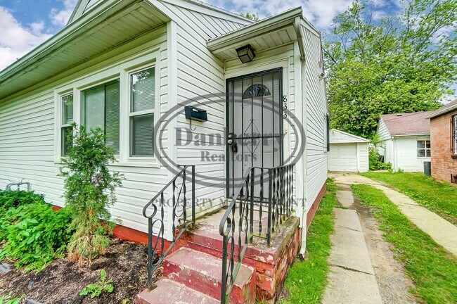 Foto del edificio - 833 Turner Ave