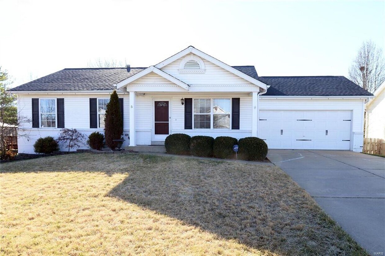 Primary Photo - 5 JACQUELINE CIRCLE | O'FALLON 63368